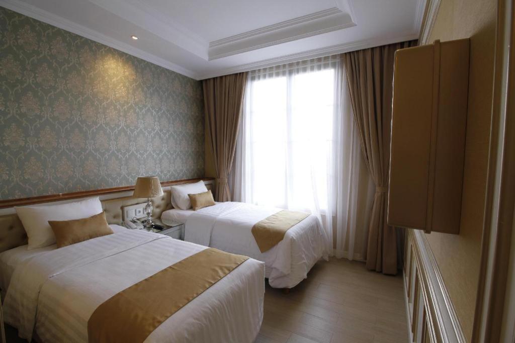 D'Primahotel Бандунг Екстер'єр фото